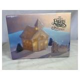 PRECIOUS MOMENTS SUGARTOWN CHAPEL NIGHTLIGHT