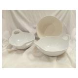 Lot of three snack bowls