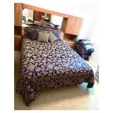 Queen Comforter set