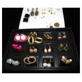 Lot Of Earrings/pendants