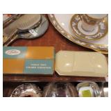 Fuller plastic crumb sweeper (NIB) Fuller plastic crumb sweeper (NIB)