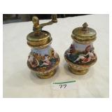 Pair Capo di Monte salt and pepper (Made Italy)