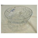 Cut glass footed serving bowl approx 10" diam Cut glass footed serving bowl approx 10" diam
