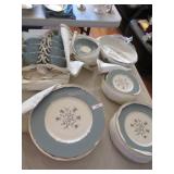 47 pc Lenox Kingsley china: 8 dinner plates, 9