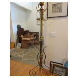 Vintage Brass hall tree (moderate weight) Vintage Brass hall tree (moderate weight)