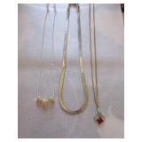 Napier necklace w/ gold tone pendants, metal Napier necklace w/ gold tone pendants, metal