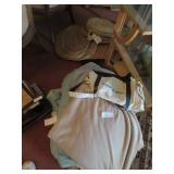 Woven placemats (many new), blankets