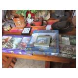 3 Thomas Kinkade puzzles, Kinkade Handel