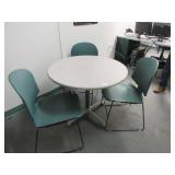 Dinette with 3 chairs