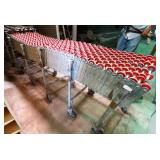 NestaFlex 18"W Wheel Conveyor, Expandable to 26
