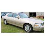 2005 Lincoln Town Car 54k Miles