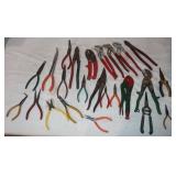 Pliers, Vise Grips, Needle Nose Pliers, Snippers &