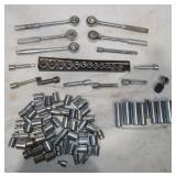 3/8' Drive Ratchet & Sockets
