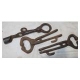 3 Vintage Livestock Nose Leaders