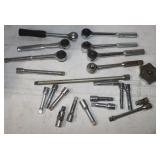 3/8' Ratchets & Sockets