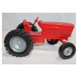 ERTL Metal International Toy Tractor, 8'x4'