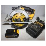 Dewalt 6.5" Portable Saw w/ battery and charger