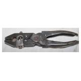 Simanco Singer No. 121563 Treadle Belt Pliers