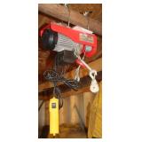 Chicago Electric 440/880 Lbs. Electric Hoist WORKS