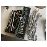 Sockets & Wrenches / Tools Sockets & Wrenches / Tools