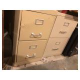 2 Filing Cabinets 2 Filing Cabinets