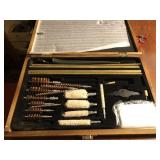 Deluxe Universal Gun Cleaning Kit Deluxe Universal Gun Cleaning Kit