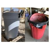 (2) Heavy-duty Plastic Garbage Can With Lids (2) Heavy-duty Plastic Garbage Can With Lids