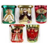 1993-1997 Mattel Happy Holidays SE Barbies