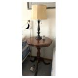 Side Table w/ Table Lamp