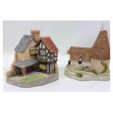 2 Collectable  David Winter Cottage Ceramics