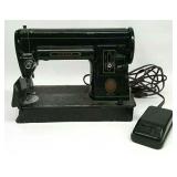 Vintage 301 Singer Sewing Machine w/ Foot Pedal