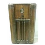 Vintage 655 Philco Radio