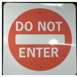 Metal "DO NOT ENTER" Traffic Sign