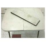 Retro Rectangular Kitchen Table (39 1/2")