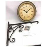 Hanging Clock/ Thermometer