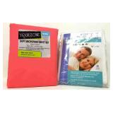 Mattress Pad & Queen Sheets