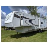 2005 Keystone Challenger 36TKB, 5th wheel camper
