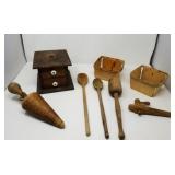 Primitive Kitchen Items