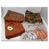 (2)Rectangular, (3)Square Tablecloths & (1) Runner