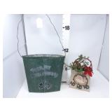 Christmas Wall Hanging & Ho Ho Ho Decoration