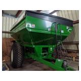 2006 Unverferth 678 grain cart