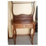 Wash Stand w/Drawer