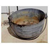 Antique Cast Iron Cauldron/Kettle