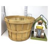 Basket & Barn Bird Feeder