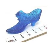 Fenton Daisy & Button Blue Glass Slipper