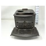 Cast Iron ï¿½Little Fannyï¿½ Salesman Sample Stove