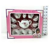 Vintage 13 pc. Childrenï¿½s China Tea Set In Box -