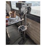 Floor Model Drill Press, 16 speed, w/vise, 110V