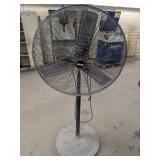 Central Machinery pedestal fan, 30" diameter blade