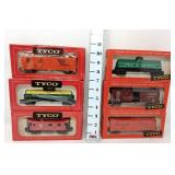 (6) Tyco HO Railroad Cars